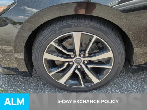 Another view of 2023 Nissan Maxima 3.5 SL for sale in Perry, GA at ALM Kia Perry