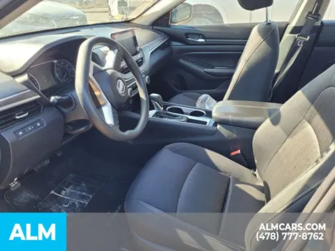 More photos of 2024 Nissan Altima 2.5 SV at ALM Kia Perry, GA