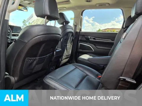 More photos of 2025 Kia Telluride S at ALM Kia Perry, GA