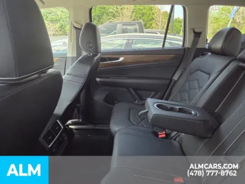 More photos of 2025 Volkswagen Atlas 2.0T SE w/Technology at ALM Kia Perry, GA