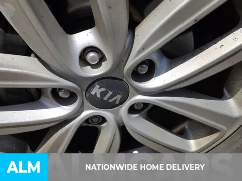 More photos of 2017 Kia Soul Plus at ALM Kia Perry, GA