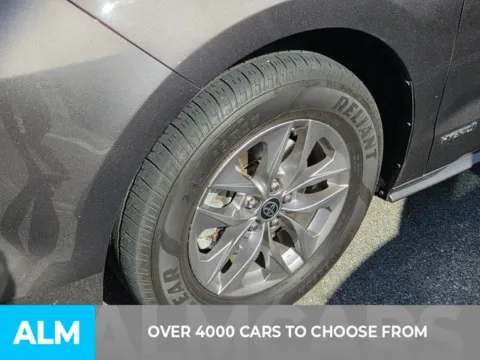 Photos of 2021 Toyota Sienna XLE for sale in Perry, GA at ALM Kia Perry