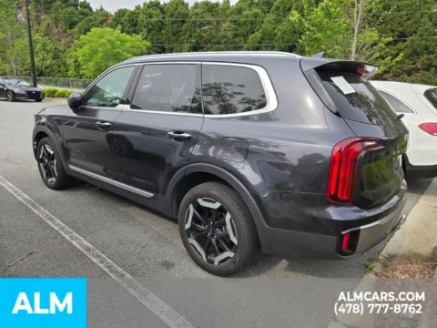 More photos of 2025 Kia Telluride S at ALM Kia Perry, GA