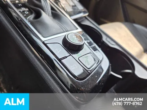 More photos of 2023 Kia Sportage EX at ALM Kia Perry, GA