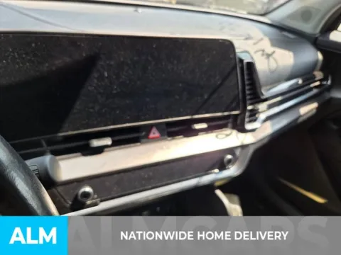 More photos of 2023 Kia Sportage EX at ALM Kia Perry, GA