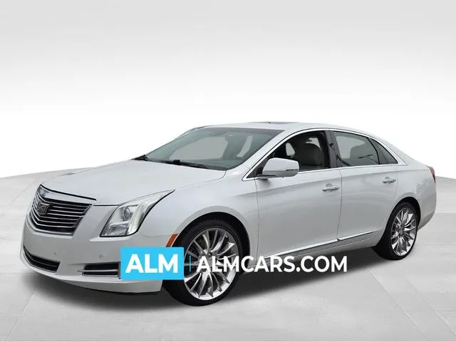 2016 Cadillac XTS 3.6L FWD Platinum Collection's photo
