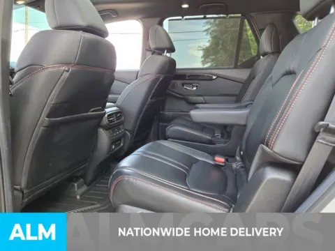 More photos of 2025 Honda Pilot TrailSport at ALM Kia Perry, GA