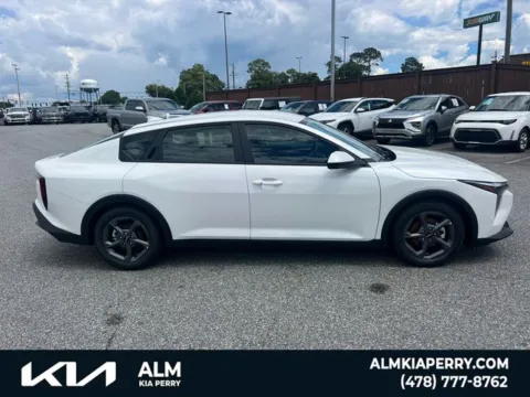 More photos of 2026 Kia K4 LXS at ALM Kia Perry, GA