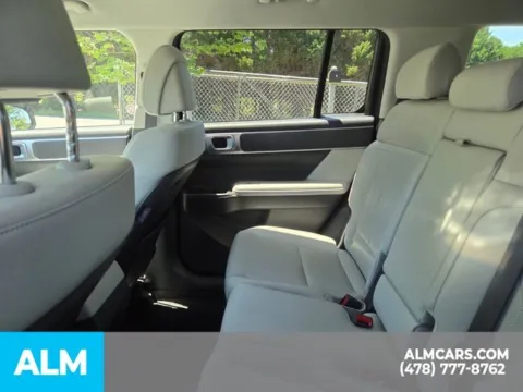 More photos of 2025 Hyundai Santa Fe SEL at ALM Kia Perry, GA