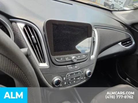 More photos of 2024 Chevrolet Malibu LT at ALM Kia Perry, GA