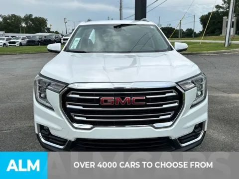 Photos of 2024 GMC Terrain SLT for sale in Perry, GA at ALM Kia Perry