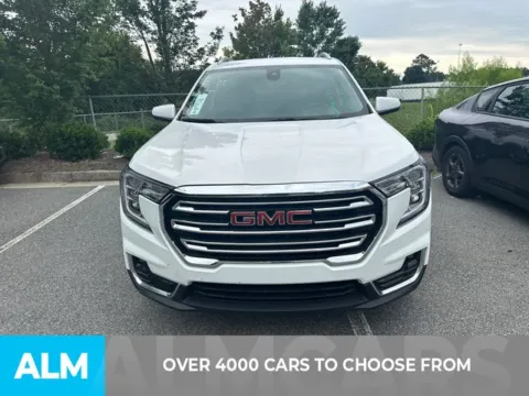 Photos of 2024 GMC Terrain SLT for sale in Perry, GA at ALM Kia Perry
