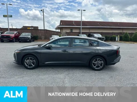 More photos of 2025 Kia K4 LXS at ALM Kia Perry, GA