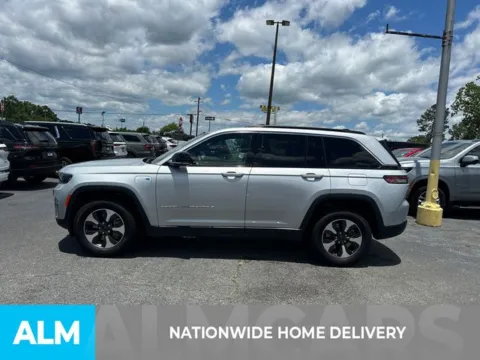 More photos of 2024 Jeep Grand Cherokee 4xe at ALM Kia Perry, GA