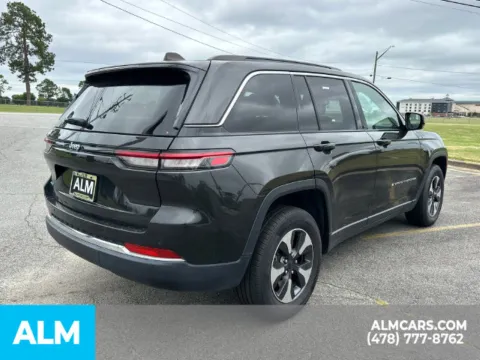 More photos of 2024 Jeep Grand Cherokee 4xe at ALM Kia Perry, GA