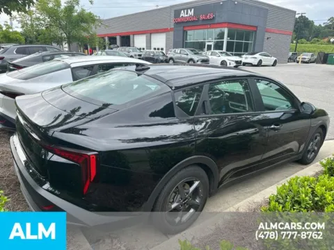 More photos of 2025 Kia K4 LXS at ALM Kia Perry, GA