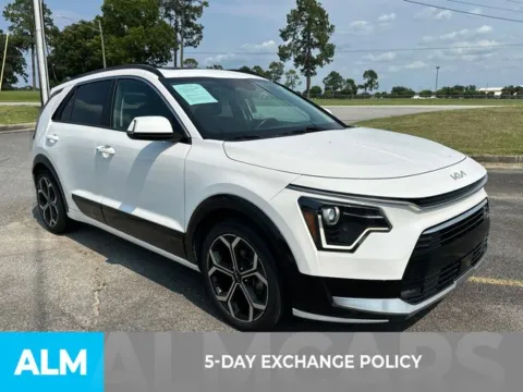 Another view of 2023 Kia Niro EX Touring for sale in Perry, GA at ALM Kia Perry