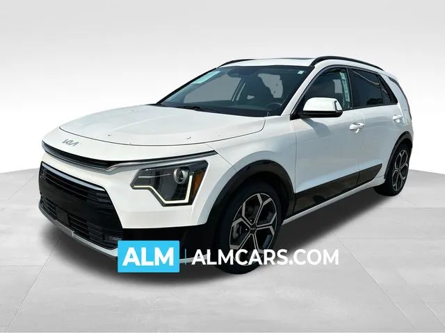 White 2023 Kia Niro EX Touring for sale in Perry, GA