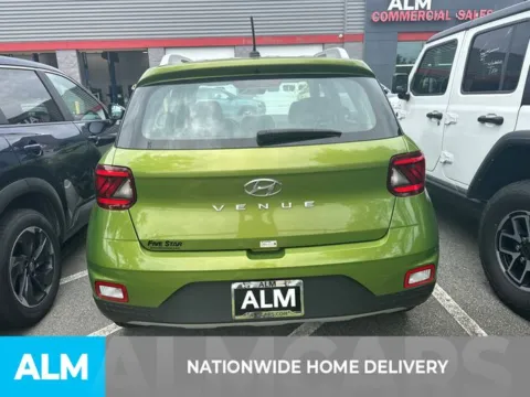 More photos of 2024 Hyundai Venue SEL at ALM Kia Perry, GA