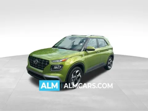 Green 2024 Hyundai Venue SEL for sale in Perry, GA