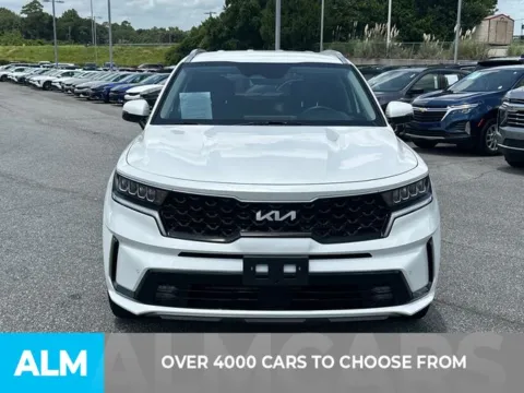 Photos of 2023 Kia Sorento Hybrid EX for sale in Perry, GA at ALM Kia Perry