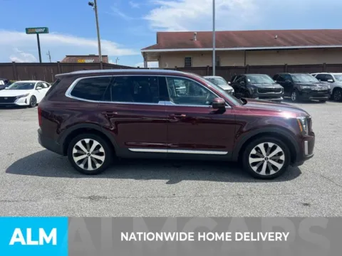 More photos of 2022 Kia Telluride EX at ALM Kia Perry, GA