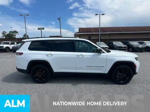 More photos of 2025 Jeep Grand Cherokee L Limited at ALM Kia Perry, GA