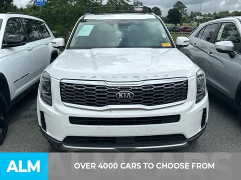 Photos of 2020 Kia Telluride S for sale in Perry, GA at ALM Kia Perry