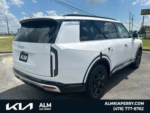 More photos of 2027 Kia Telluride Hybrid SX at ALM Kia Perry, GA