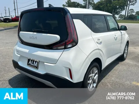 More photos of 2025 Kia Soul LX at ALM Kia Perry, GA
