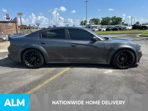 More photos of 2022 Dodge Charger R T Scat Pack at ALM Kia Perry, GA