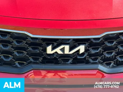 More photos of 2022 Kia Sorento Hybrid S at ALM Kia Perry, GA