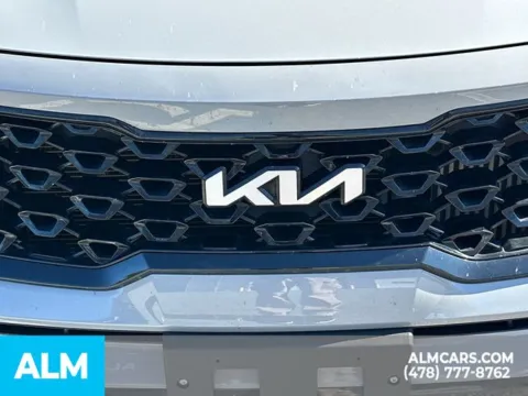 More photos of 2022 Kia Sorento EX at ALM Kia Perry, GA