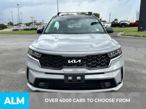 Photos of 2022 Kia Sorento EX for sale in Perry, GA at ALM Kia Perry
