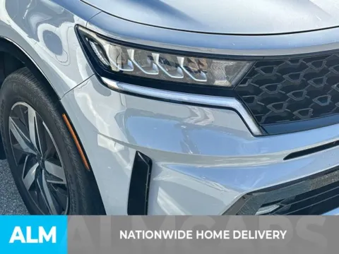 More photos of 2022 Kia Sorento EX at ALM Kia Perry, GA