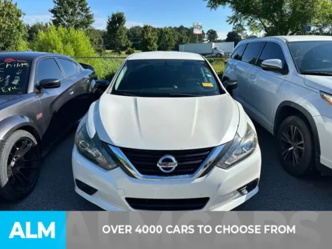 Photos of 2017 Nissan Altima 2.5 SR for sale in Perry, GA at ALM Kia Perry