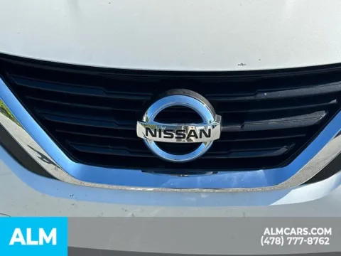 More photos of 2017 Nissan Altima 2.5 SR at ALM Kia Perry, GA