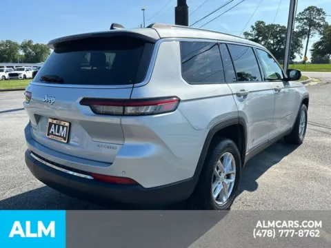 More photos of 2021 Jeep Grand Cherokee L Laredo at ALM Kia Perry, GA