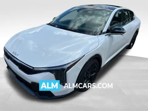 White 2025 Kia K4 GT-Line Turbo for sale in Perry, GA