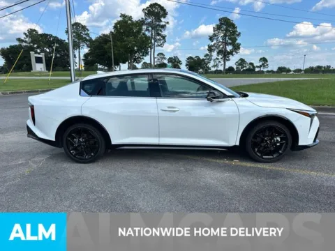 More photos of 2025 Kia K4 GT-Line Turbo at ALM Kia Perry, GA