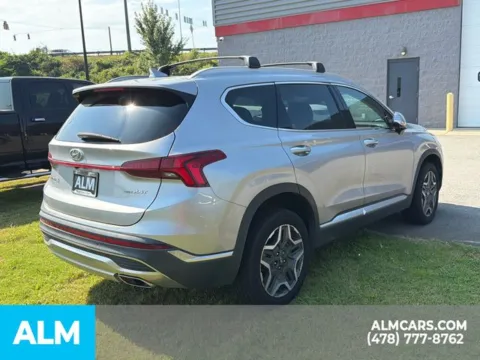 More photos of 2023 Hyundai Santa Fe Limited at ALM Kia Perry, GA