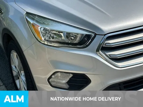 More photos of 2019 Ford Escape SE at ALM Kia Perry, GA