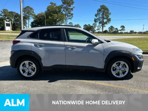More photos of 2023 Hyundai Kona SEL at ALM Kia Perry, GA