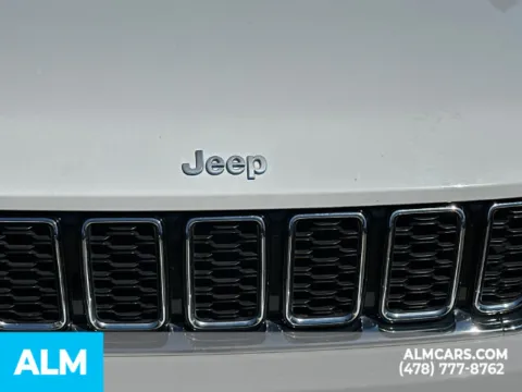 More photos of 2024 Jeep Grand Cherokee 4xe at ALM Kia Perry, GA