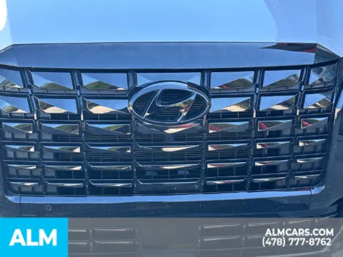 More photos of 2025 Hyundai Palisade Calligraphy Night Edition at ALM Kia Perry, GA