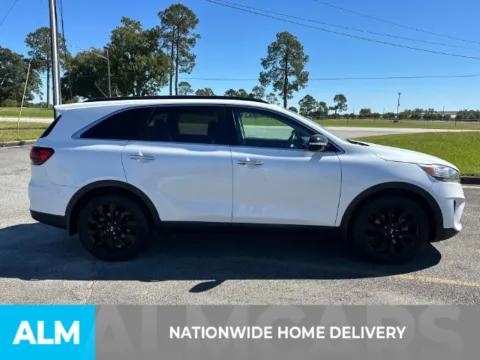 More photos of 2019 Kia Sorento S at ALM Kia Perry, GA