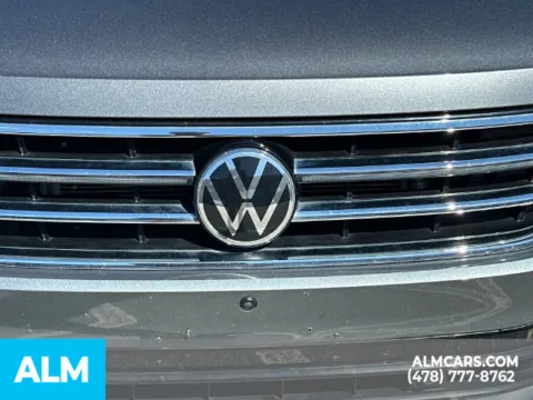 More photos of 2022 Volkswagen Tiguan 2.0T SEL R-Line at ALM Kia Perry, GA