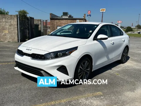 White 2024 Kia Forte LXS for sale in Perry, GA