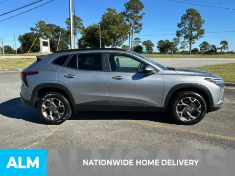 More photos of 2024 Chevrolet Trax LT at ALM Kia Perry, GA
