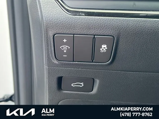 2026 Kia K5 LXS - Photo 20